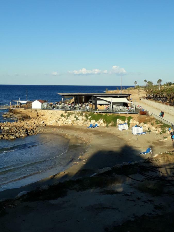 Apartment Helena Paralimni Exteriör bild